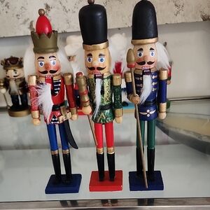 Colorful Nutcracker Figurine Set